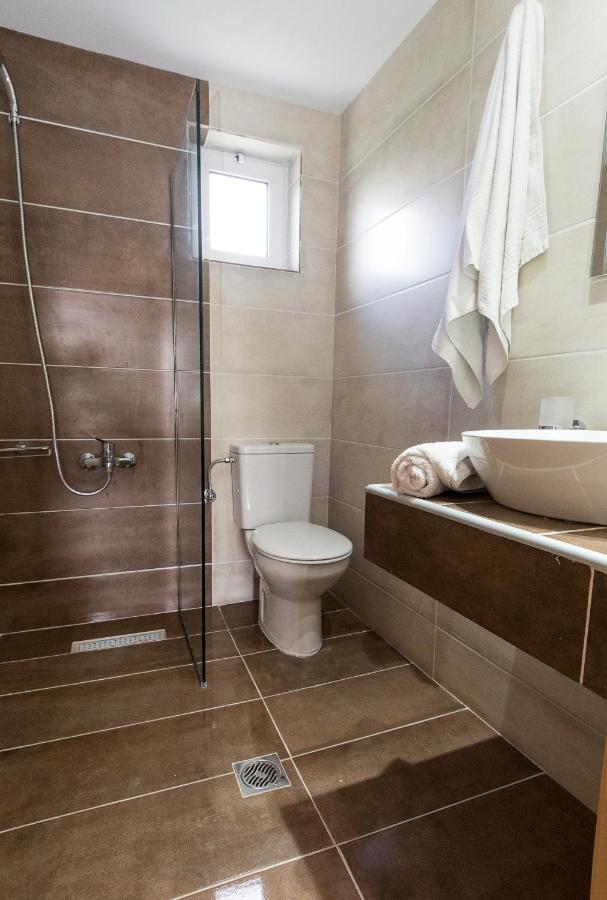 Pythari Apartments 라가나스 외부 사진